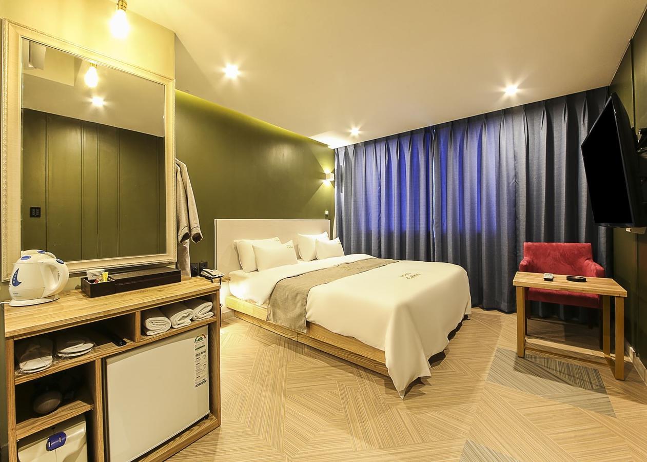 Carino Hotel Busan Bagian luar foto