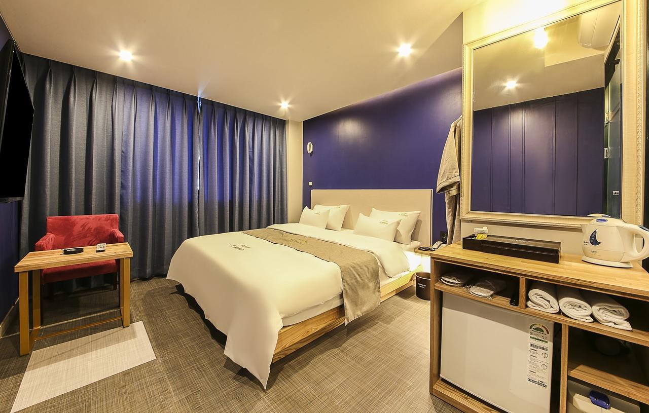 Carino Hotel Busan Bagian luar foto