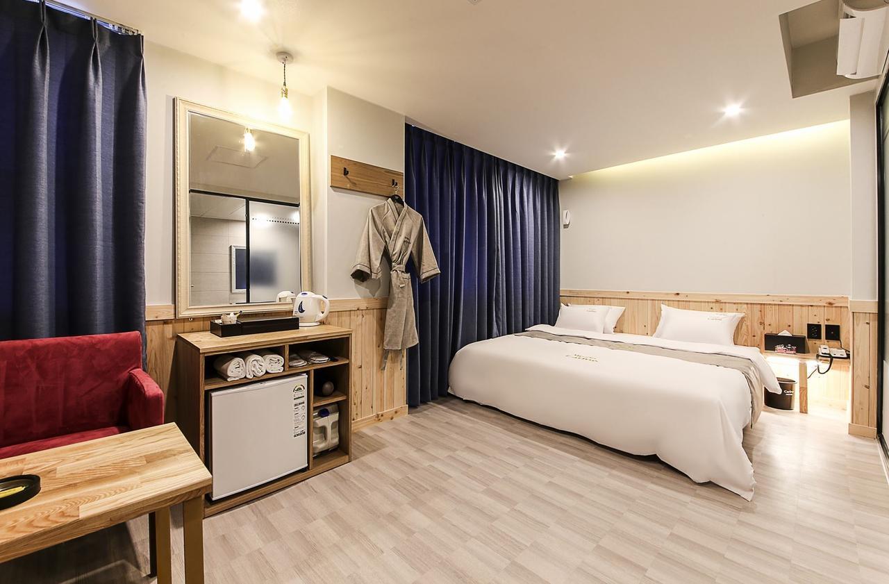 Carino Hotel Busan Bagian luar foto