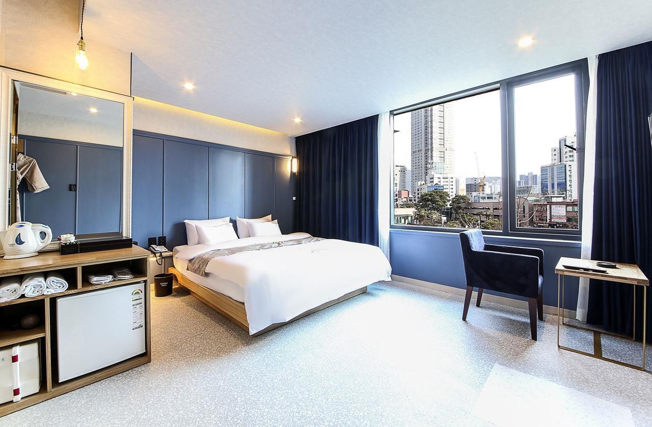 Carino Hotel Busan Bagian luar foto